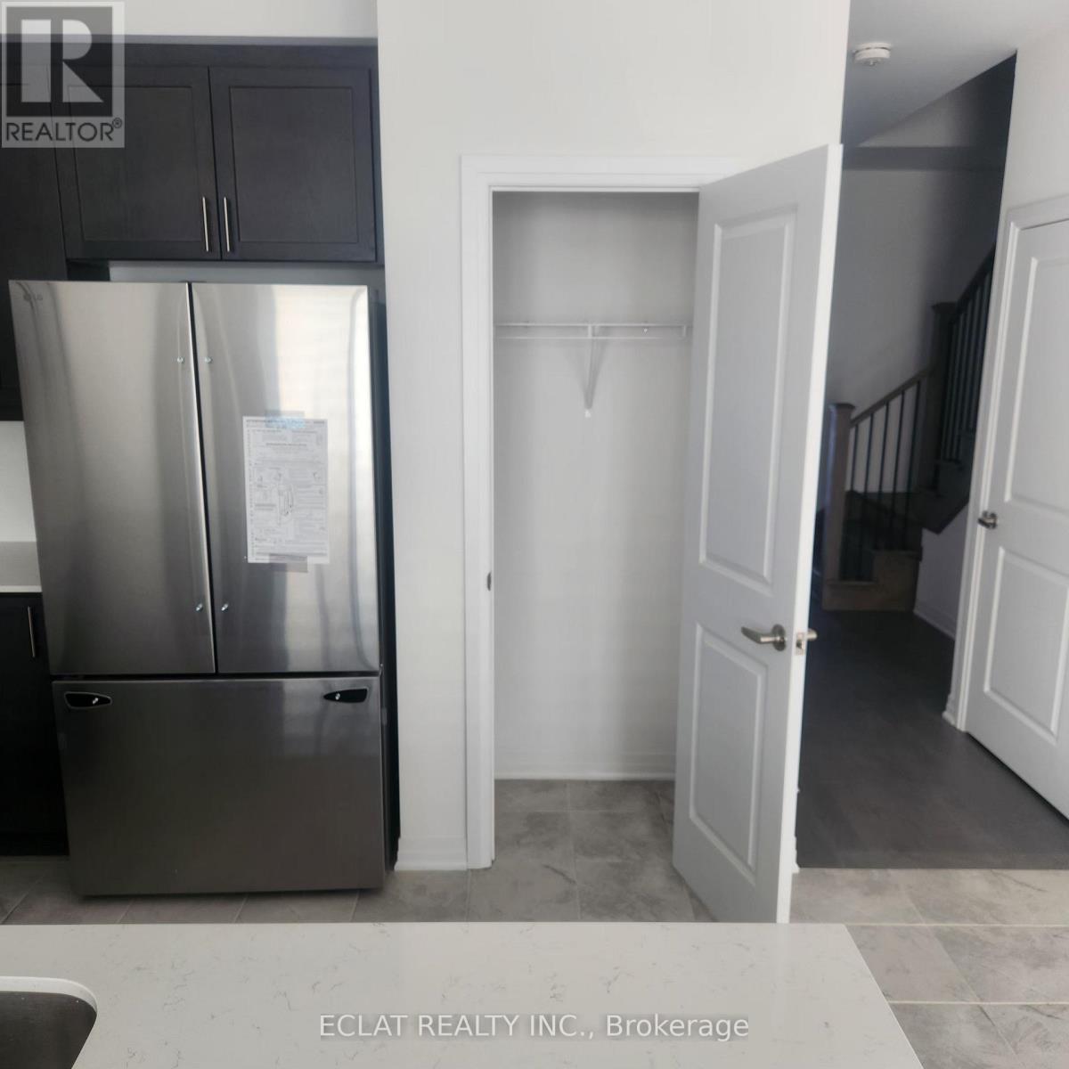 899 Douro Street, Stratford, Ontario  N5A 0M3 - Photo 15 - X12749488