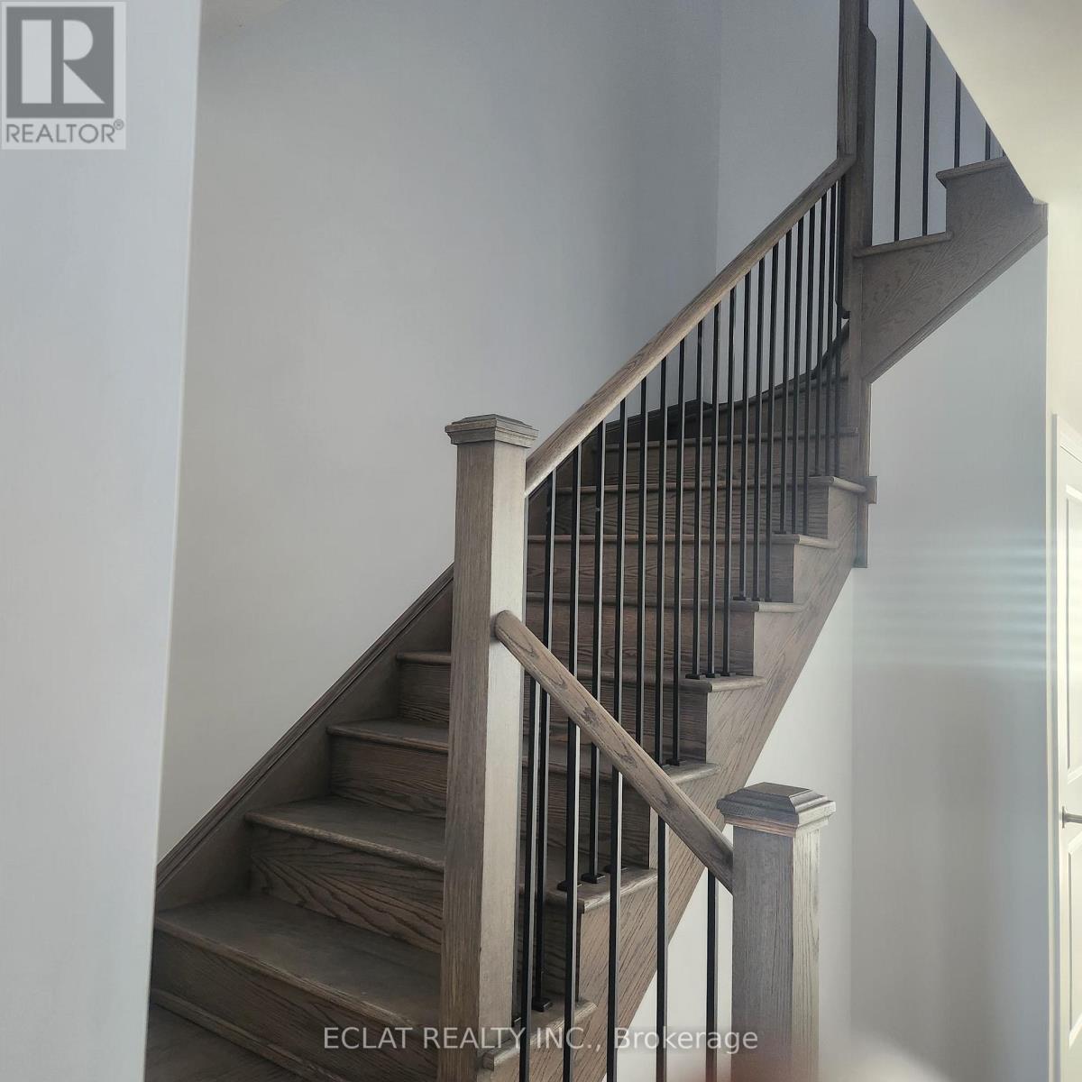 899 Douro Street, Stratford, Ontario  N5A 0M3 - Photo 8 - X12749488