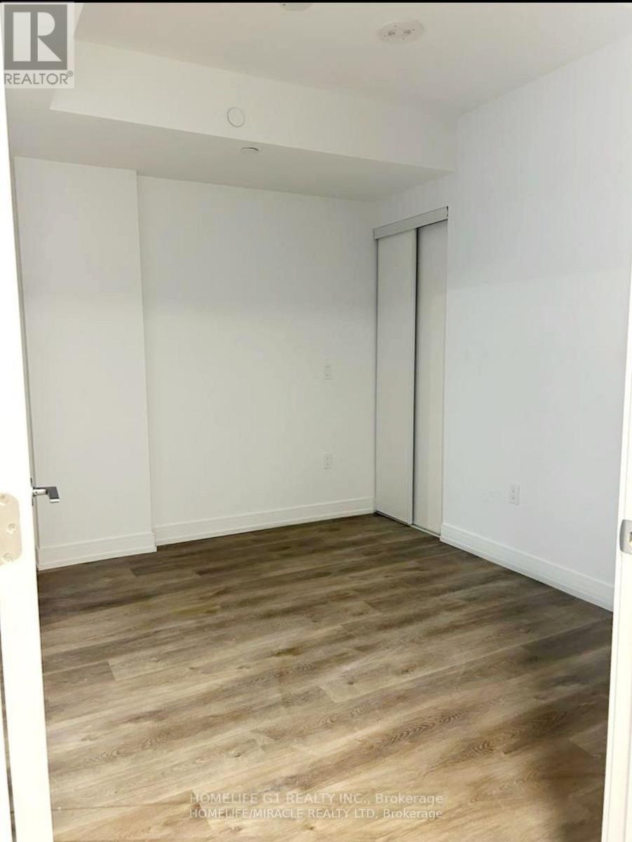 622 - 1 Jarvis Street, Hamilton, Ontario  L8R 3J2 - Photo 2 - X12749496