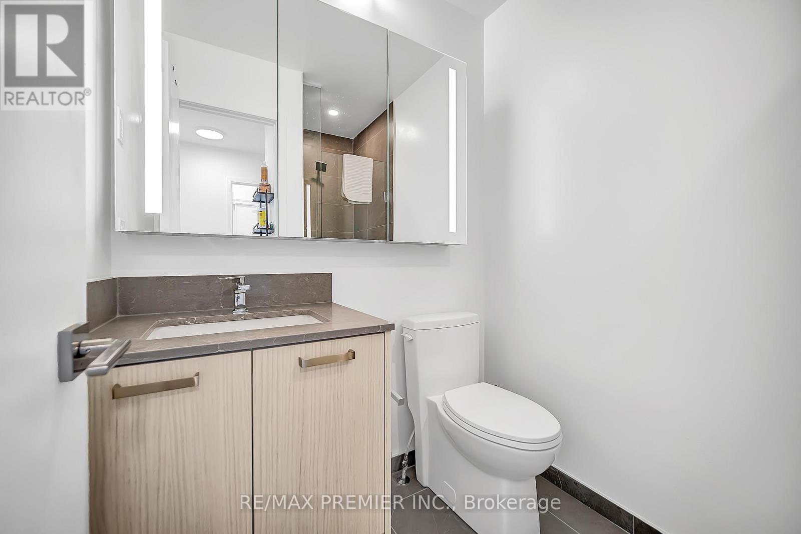 D18-#119 - 69 Curlew Drive, Toronto, Ontario  M3A 2P8 - Photo 38 - C12463639