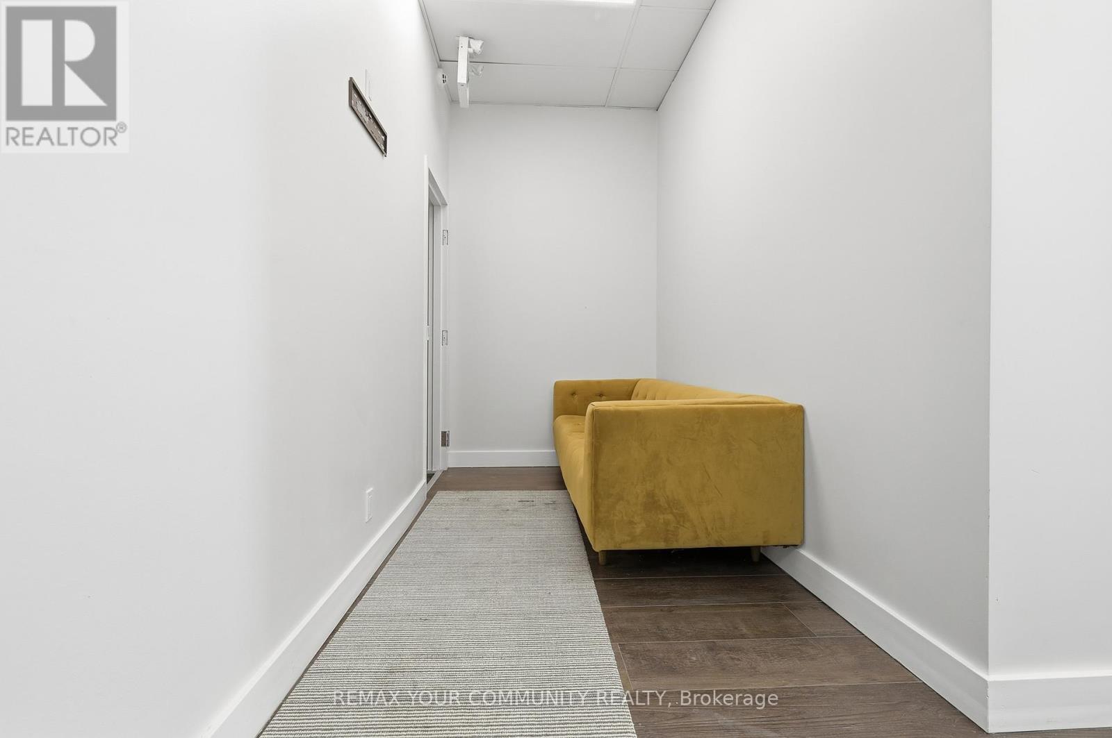 724 Lakeshore Road E, Mississauga, Ontario  L5G 1J6 - Photo 19 - W12687674