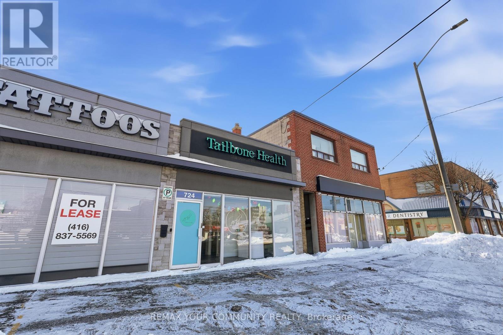 724 Lakeshore Road E, Mississauga, Ontario  L5G 1J6 - Photo 4 - W12687674