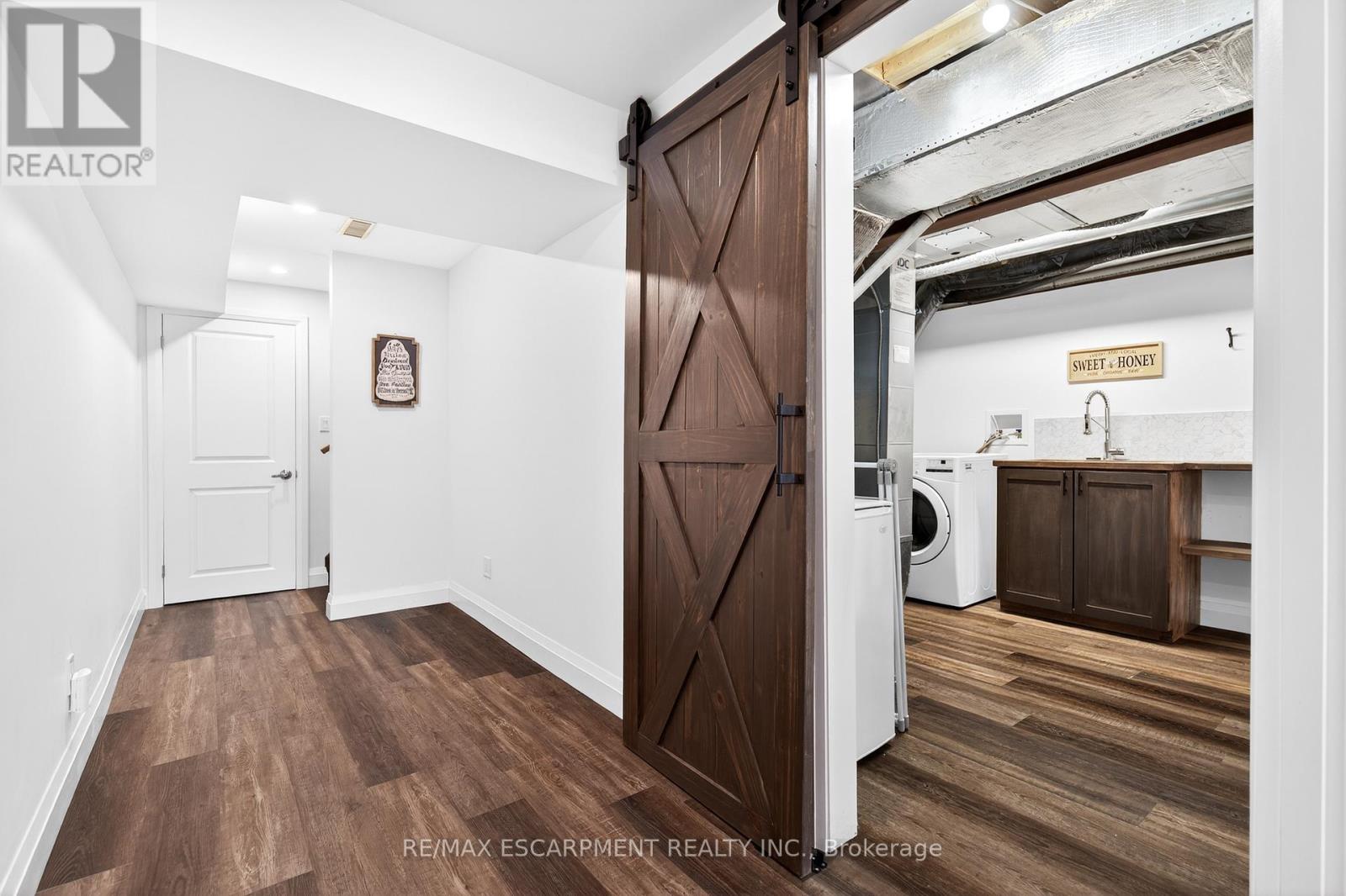 44 Madonna Drive, Hamilton, Ontario  L9B 0G9 - Photo 28 - X12742828