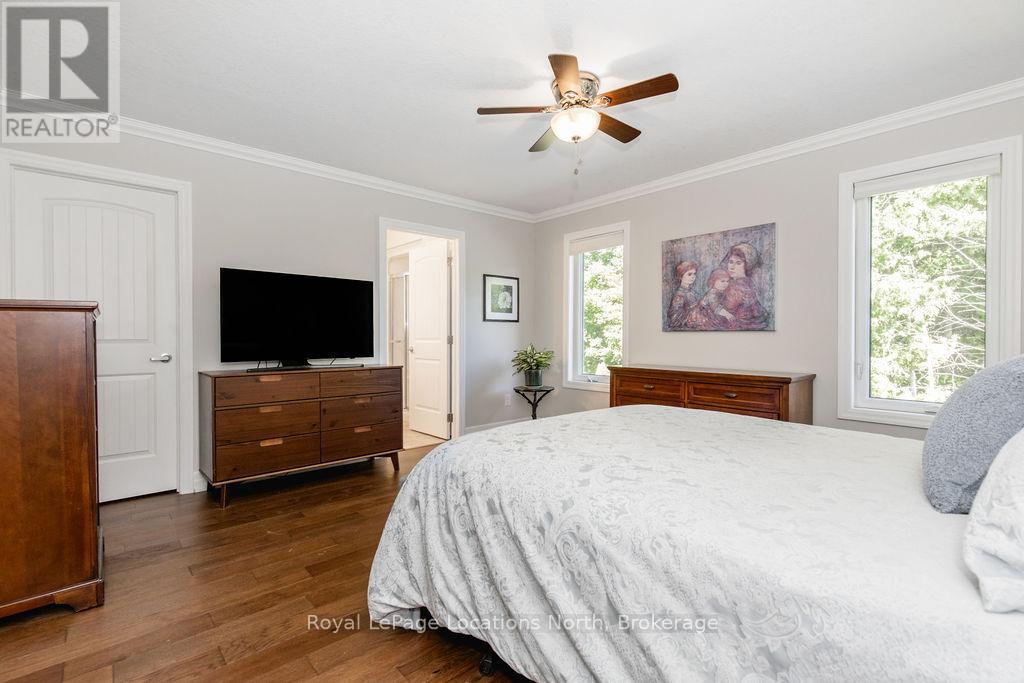 124 New York Avenue, Wasaga Beach, Ontario  L9Z 3A8 - Photo 24 - S12749656