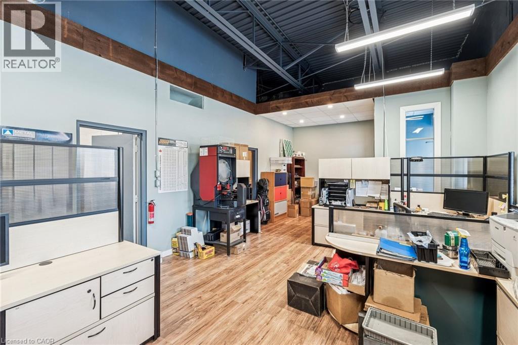 1810 E Barton Street E, Hamilton, Ontario  L8H 2Y6 - Photo 11 - 40801478