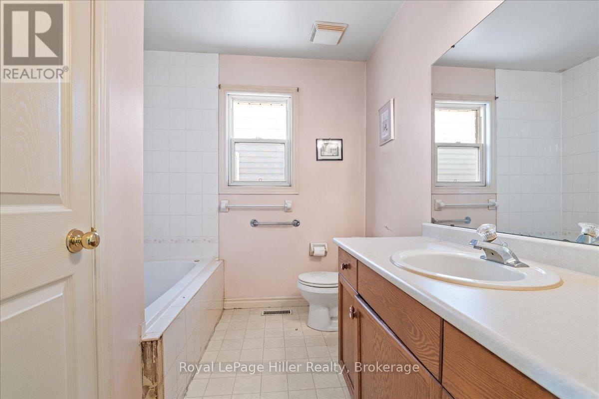 639 Highview Drive S, St. Thomas, Ontario  N5R 5E7 - Photo 27 - X12749632