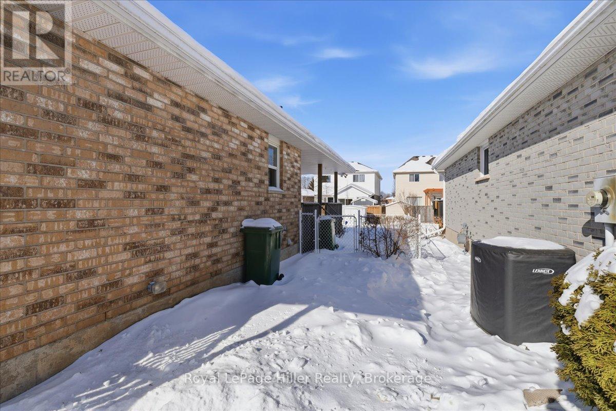 639 Highview Drive S, St. Thomas, Ontario  N5R 5E7 - Photo 37 - X12749632