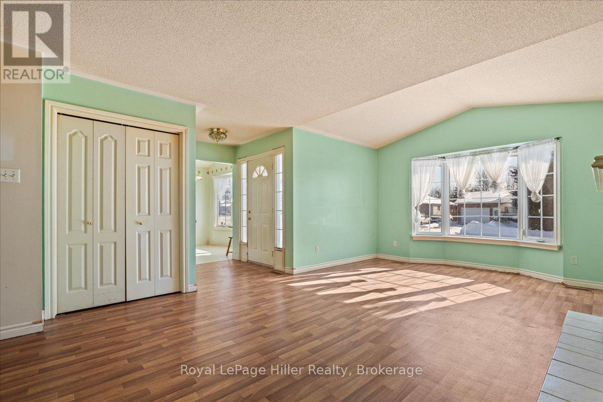 639 Highview Drive S, St. Thomas, Ontario  N5R 5E7 - Photo 8 - X12749632