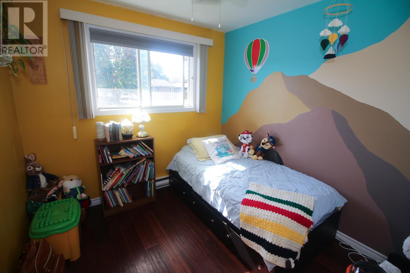 30 Sutton Pl, Sault Ste. Marie, Ontario  P6A 6B4 - Photo 24 - SM252763