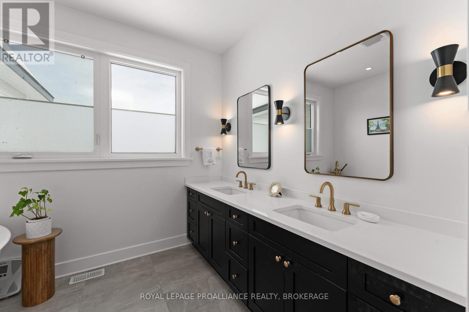 13 Crerar Boulevard, Kingston, Ontario  K7M 3P7 - Photo 28 - X12749532