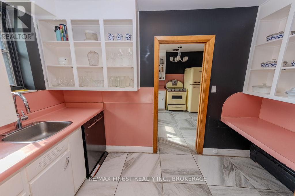 10 Brant Avenue, Kingston, Ontario  K7K 4V1 - Photo 13 - X12749612