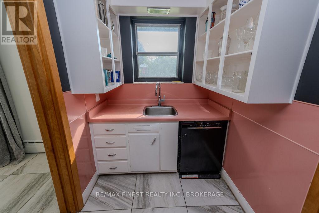 10 Brant Avenue, Kingston, Ontario  K7K 4V1 - Photo 15 - X12749612