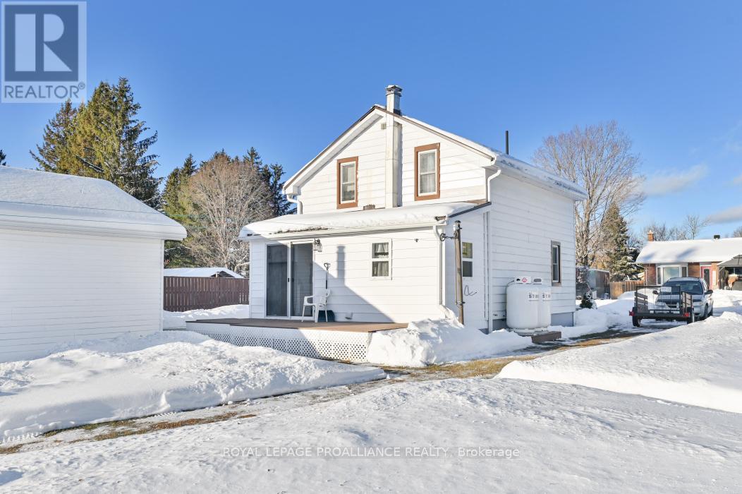 36 Jones Street, Addington Highlands, Ontario  K0H 1P0 - Photo 25 - X12749564