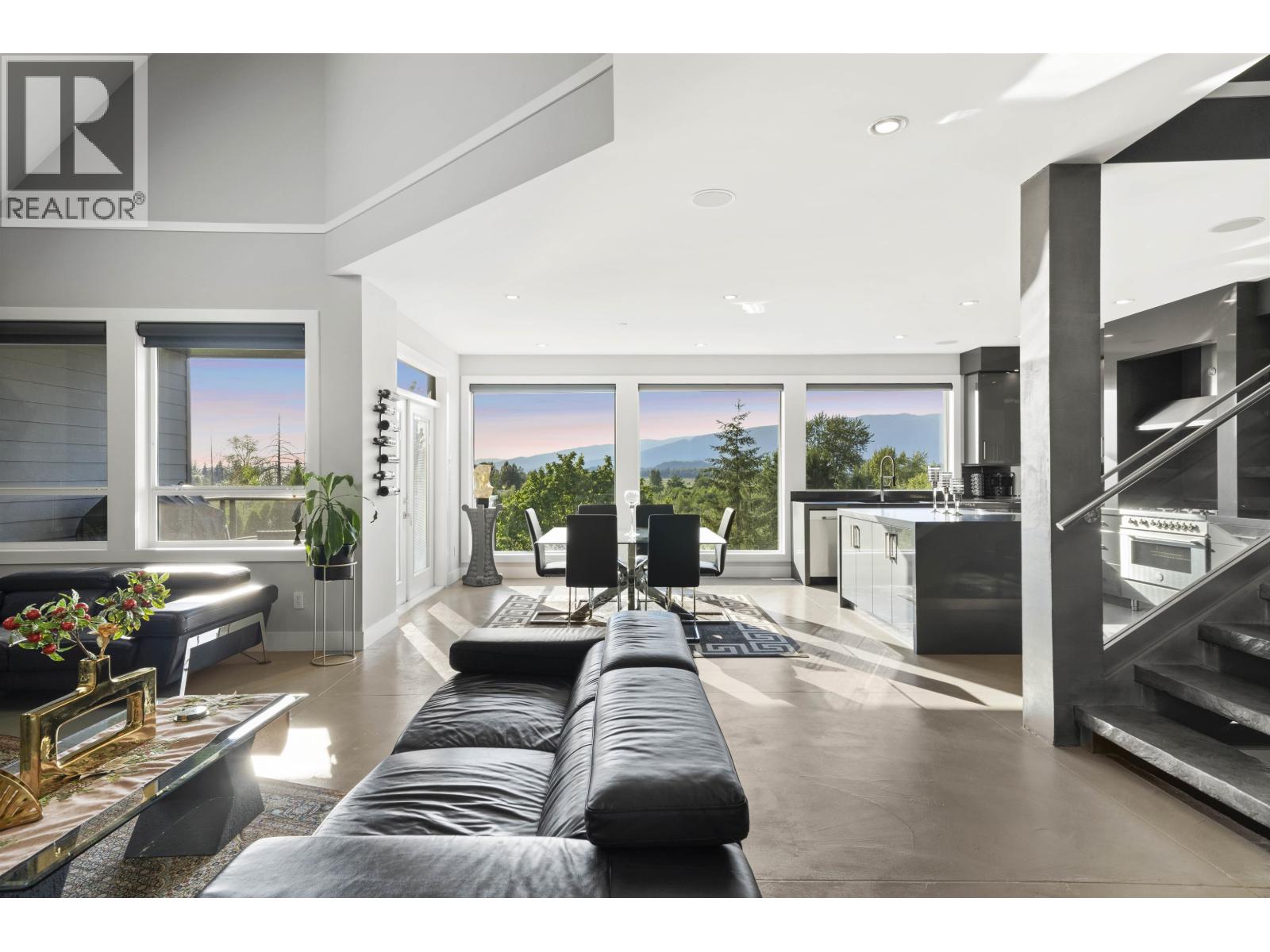 13645 Mckercher Drive, Maple Ridge, British Columbia  V4R 0E1 - Photo 3 - R3070065