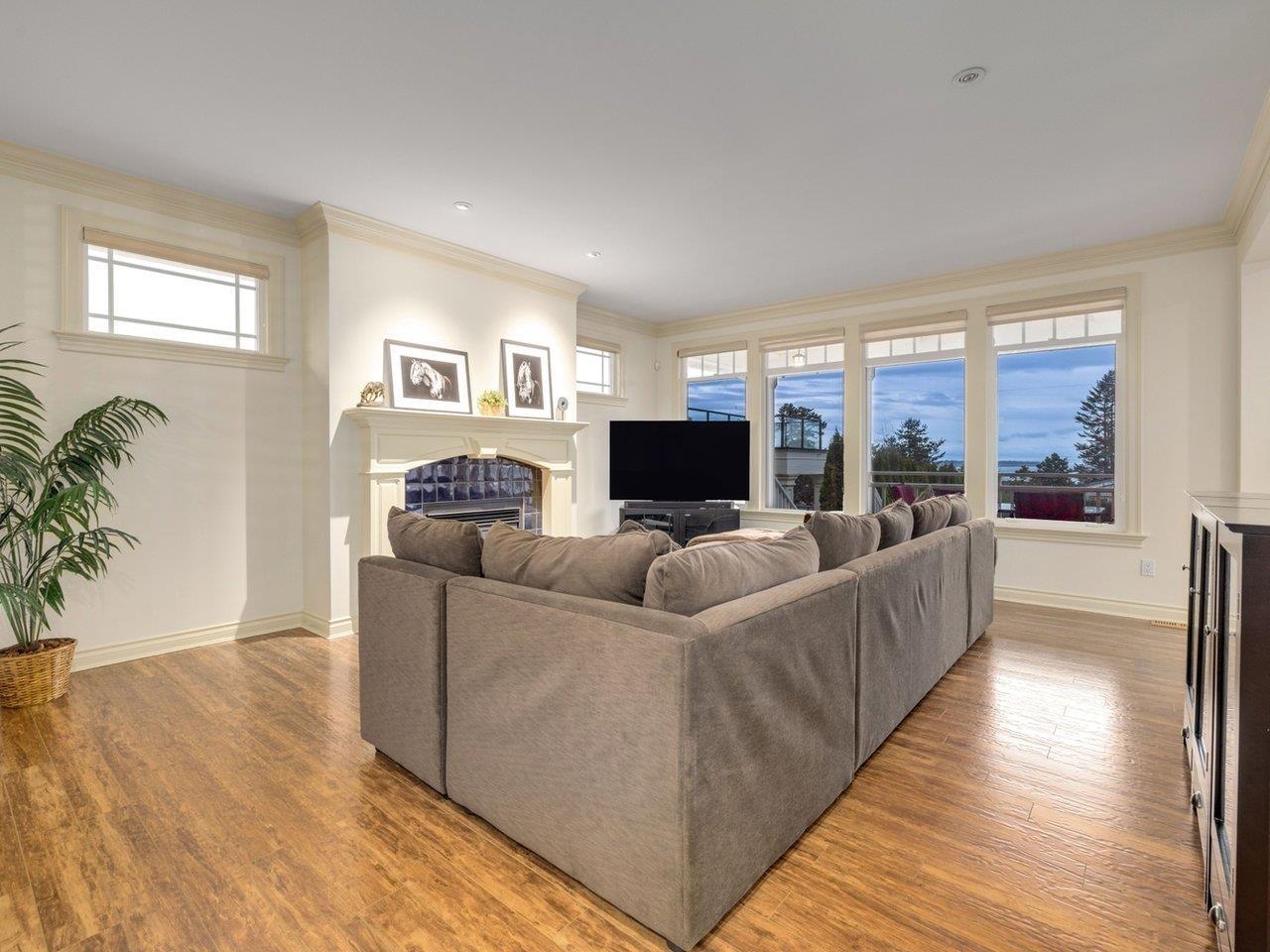 14008 Marine Drive, White Rock, British Columbia  V4B 1A7 - Photo 15 - R3078083