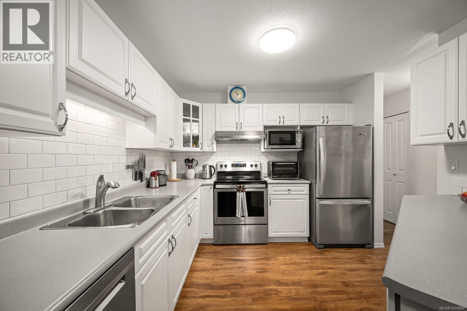 104 1970 Comox Ave, Comox, British Columbia  V9M 3M7 - Photo 15 - 1024900