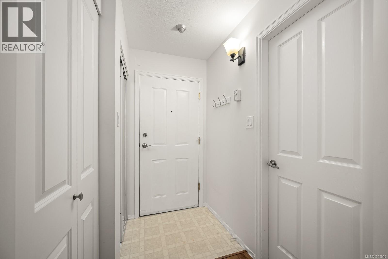 104 1970 Comox Ave, Comox, British Columbia  V9M 3M7 - Photo 29 - 1024900