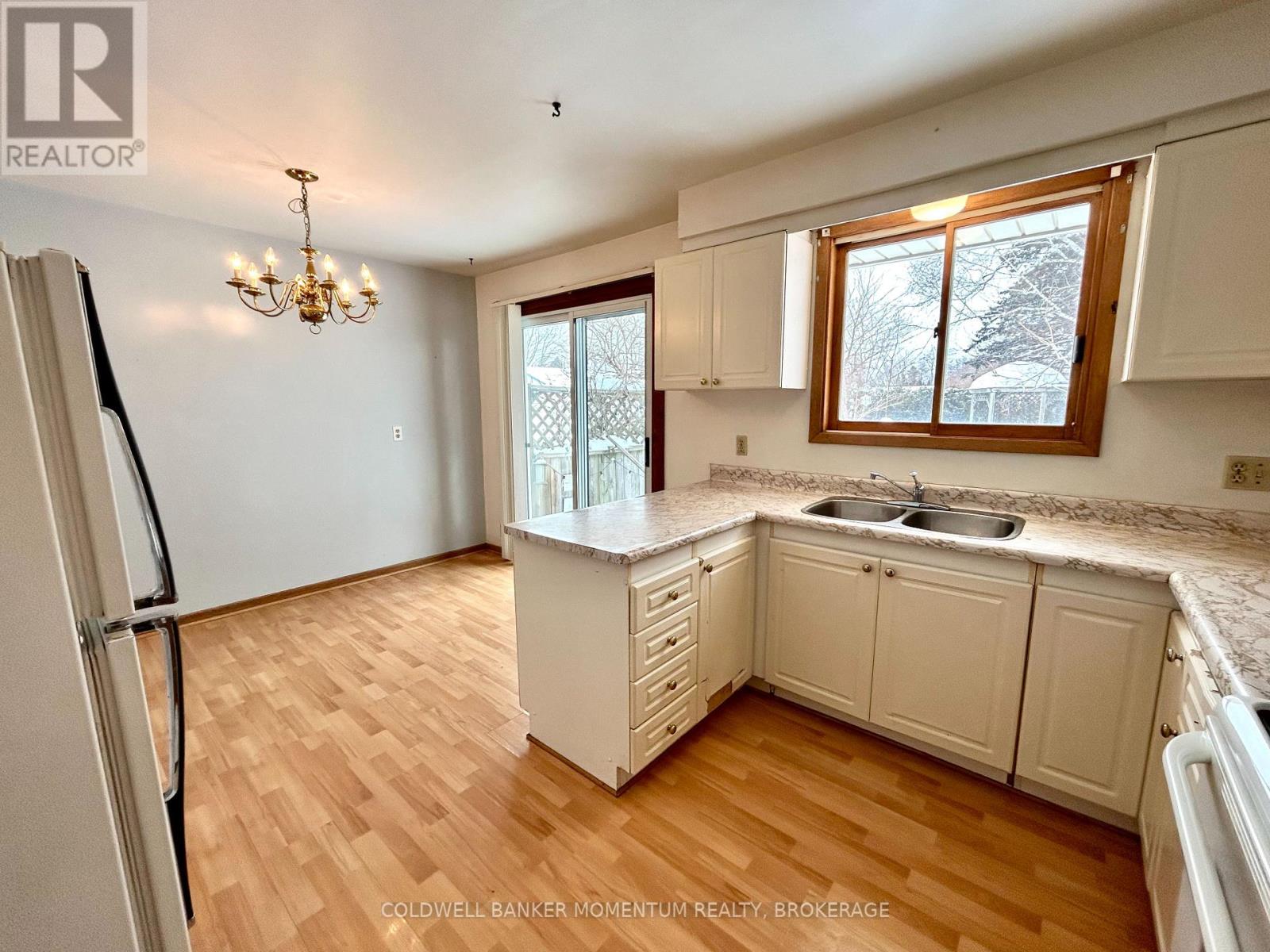 3 Island Road, St. Catharines, Ontario  L2M 4B5 - Photo 14 - X12749546