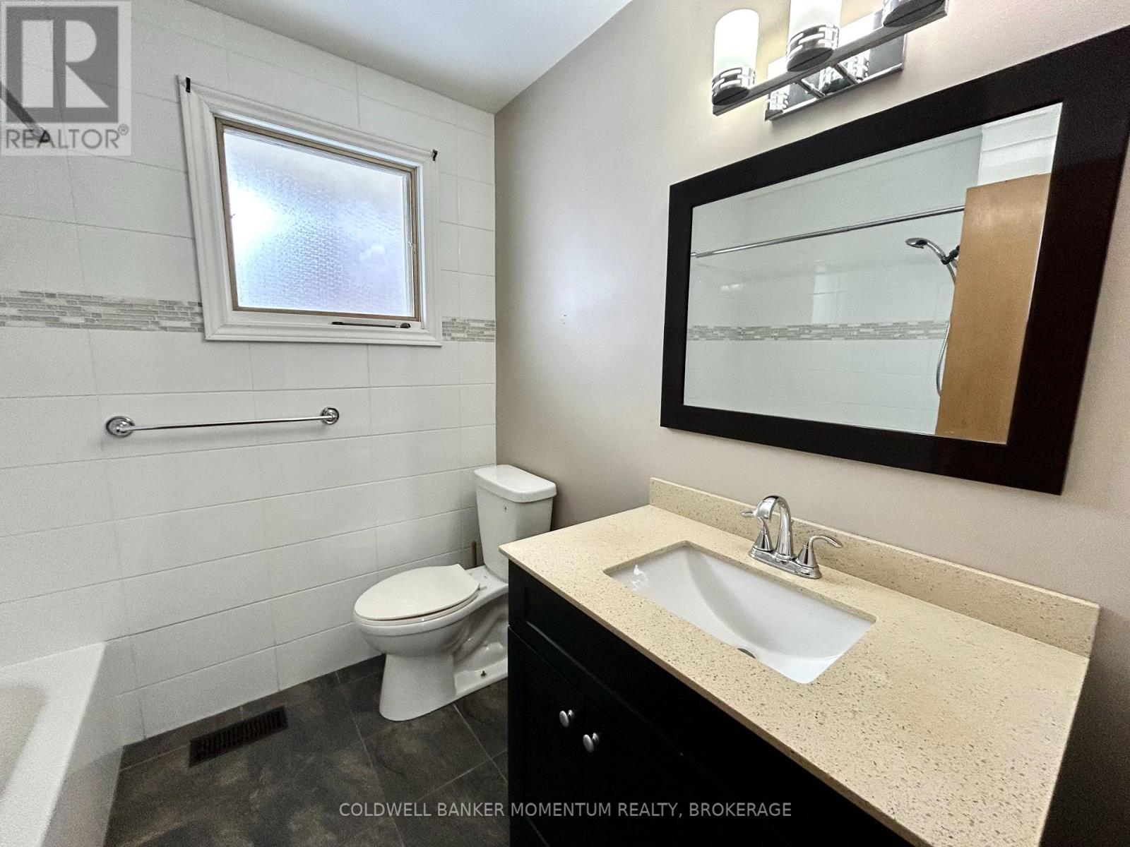 3 Island Road, St. Catharines, Ontario  L2M 4B5 - Photo 21 - X12749546