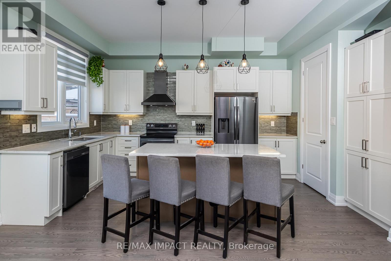 11 Larkin Lane, Clarington, Ontario  L1C 4A7 - Photo 19 - E12749506