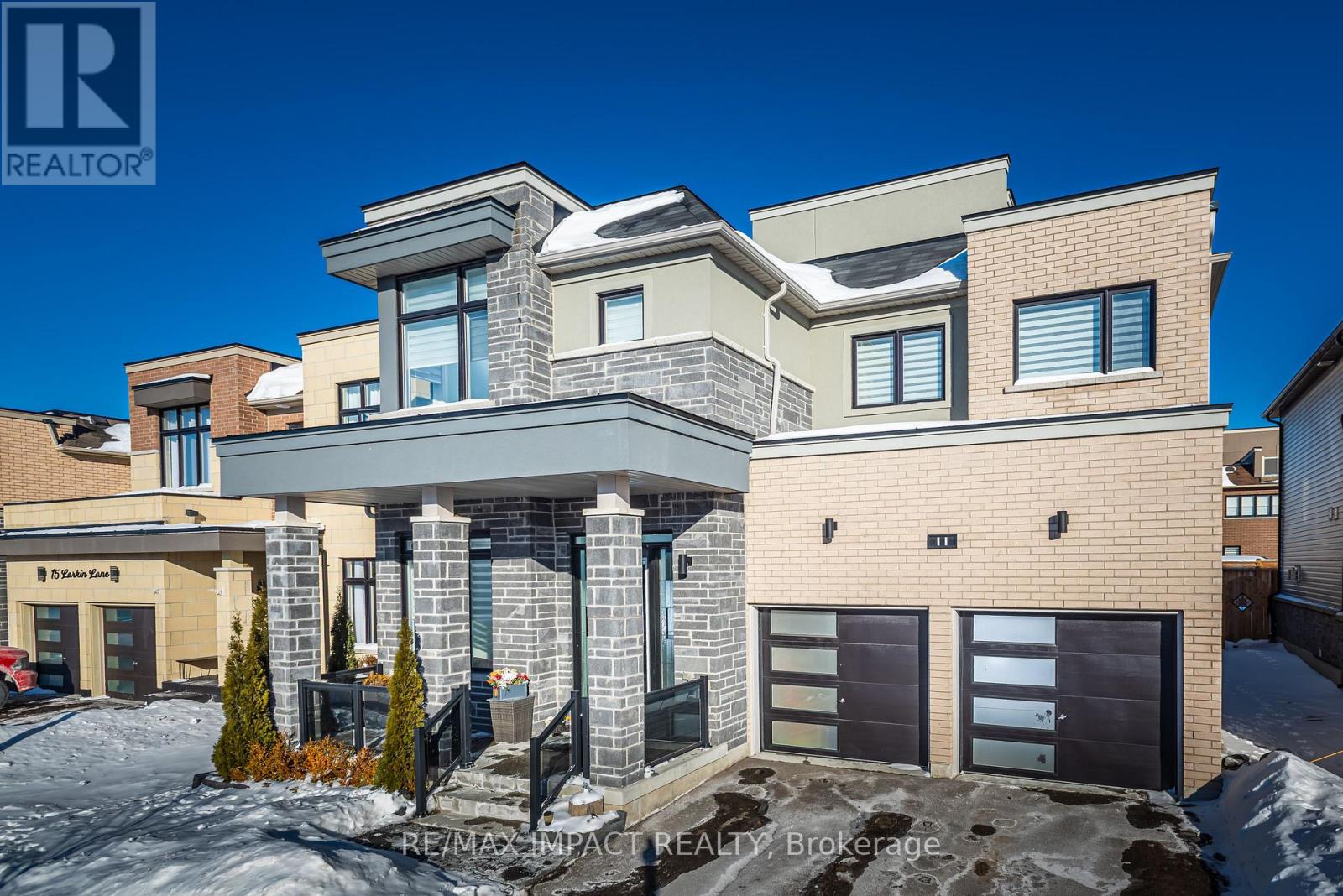 11 Larkin Lane, Clarington, Ontario  L1C 4A7 - Photo 2 - E12749506