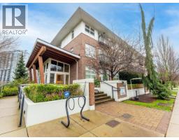 208 215 BROOKES STREET, New Westminster, British Columbia
