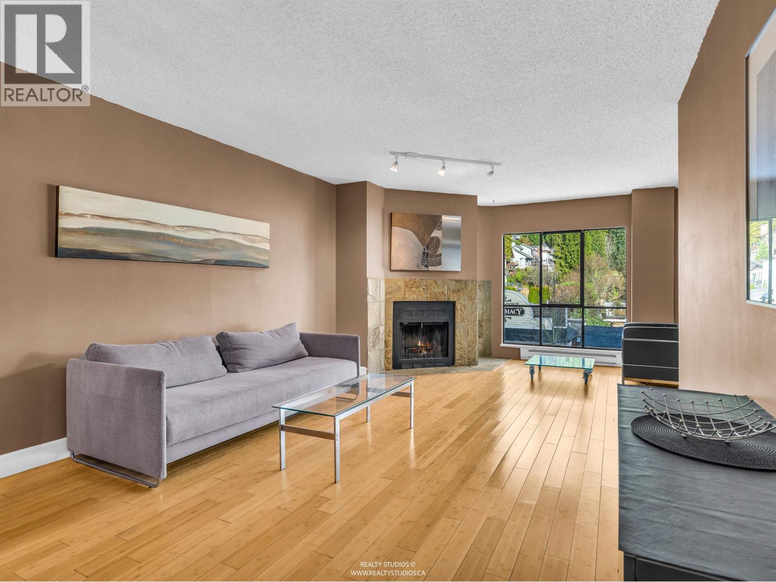 203 4323 Gallant Avenue, North Vancouver, British Columbia  V7G 2C1 - Photo 23 - R3085281