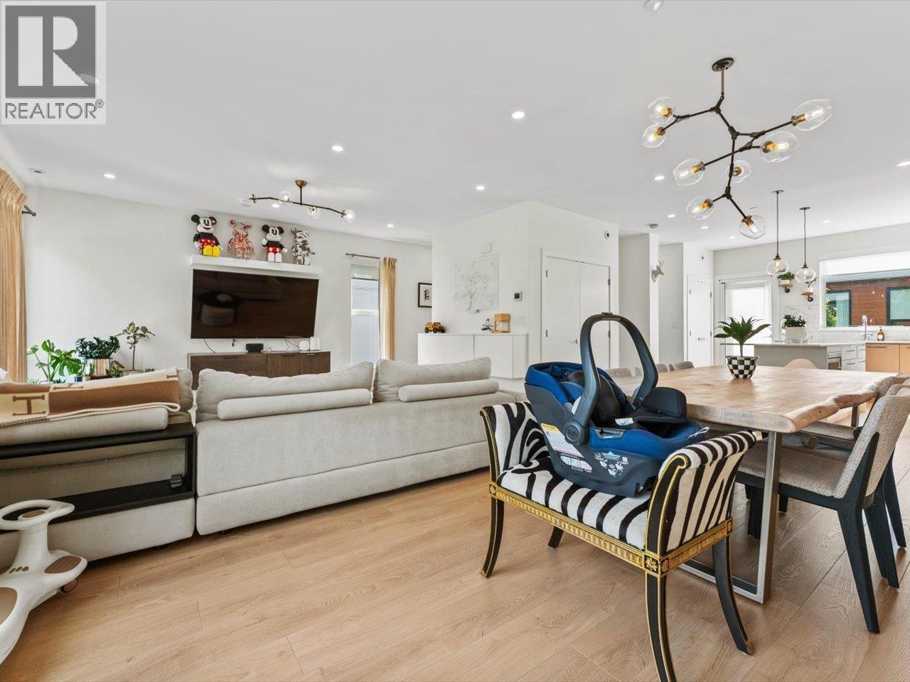 66 3597 Malsum Drive, North Vancouver, British Columbia  V7G 0B2 - Photo 5 - R3085291