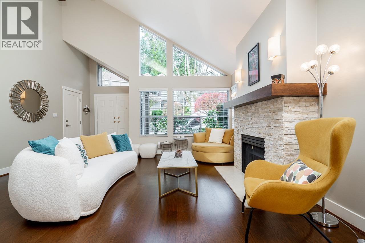 22 4055 Indian River Drive, North Vancouver, British Columbia  V7G 2R7 - Photo 1 - R3085329