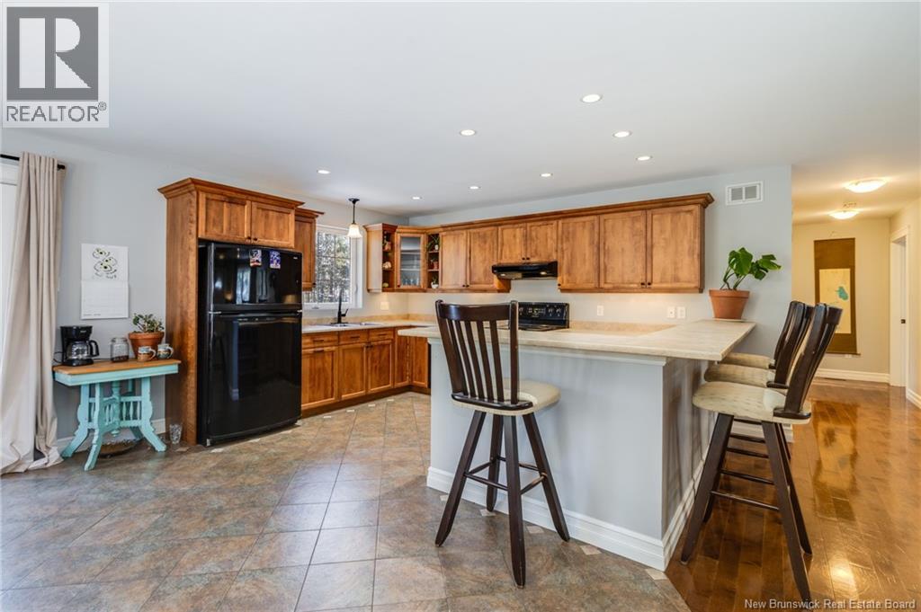 140 Green Avenue, Hanwell, New Brunswick  E3C 1M6 - Photo 12 - NB132905