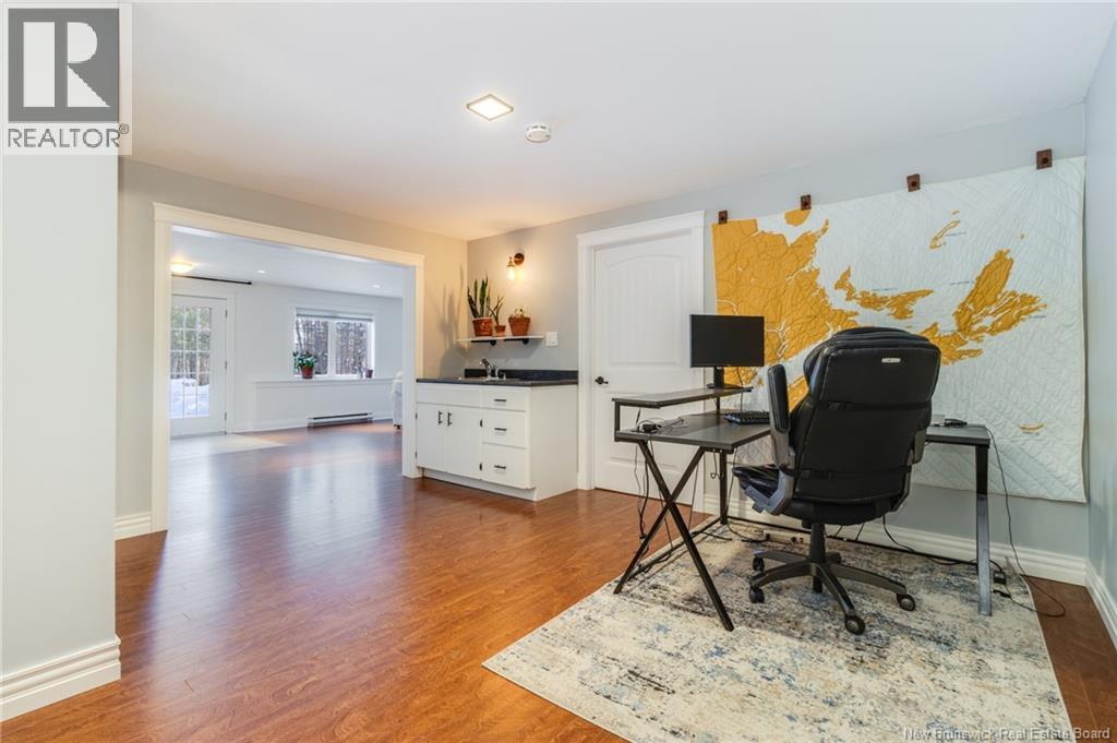 140 Green Avenue, Hanwell, New Brunswick  E3C 1M6 - Photo 33 - NB132905