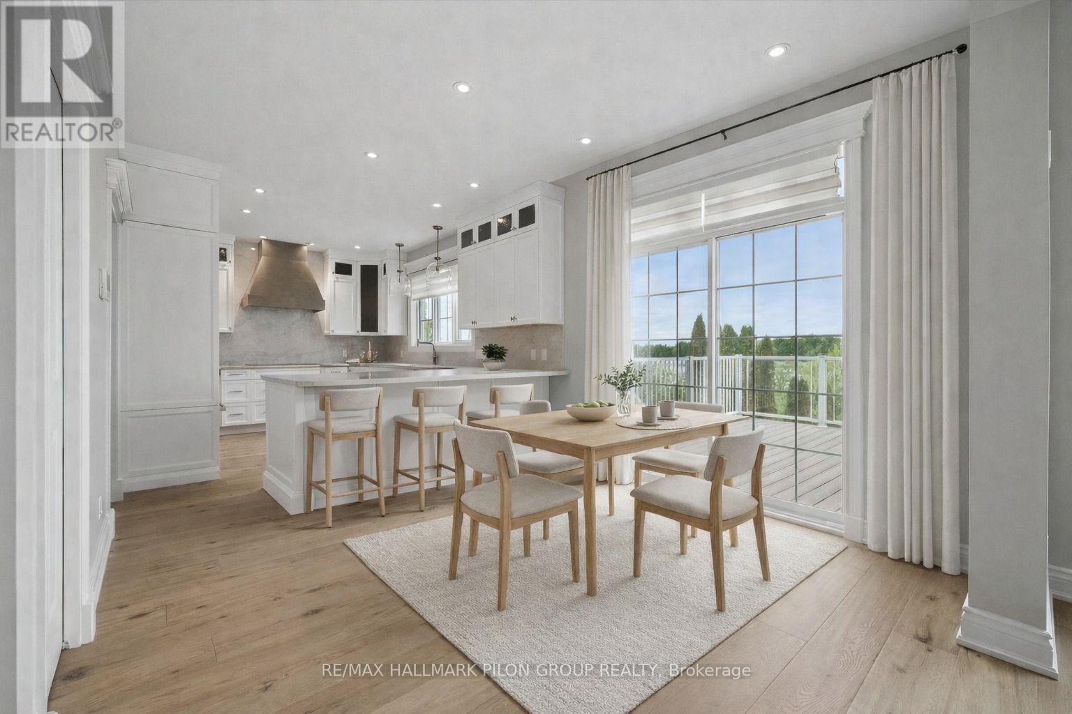 6373 Radisson Way, Ottawa, Ontario  K1C 2Z9 - Photo 12 - X12456005