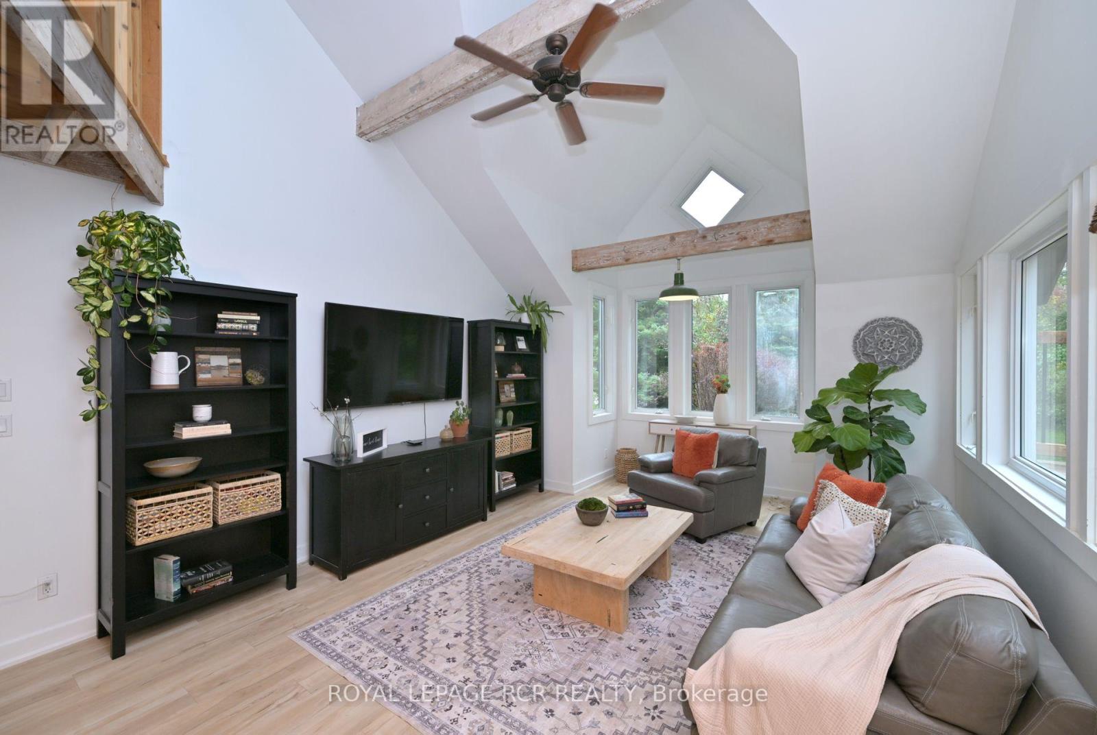 1762 Queen Street, Caledon, Ontario  L7K 2N6 - Photo 14 - W12429238