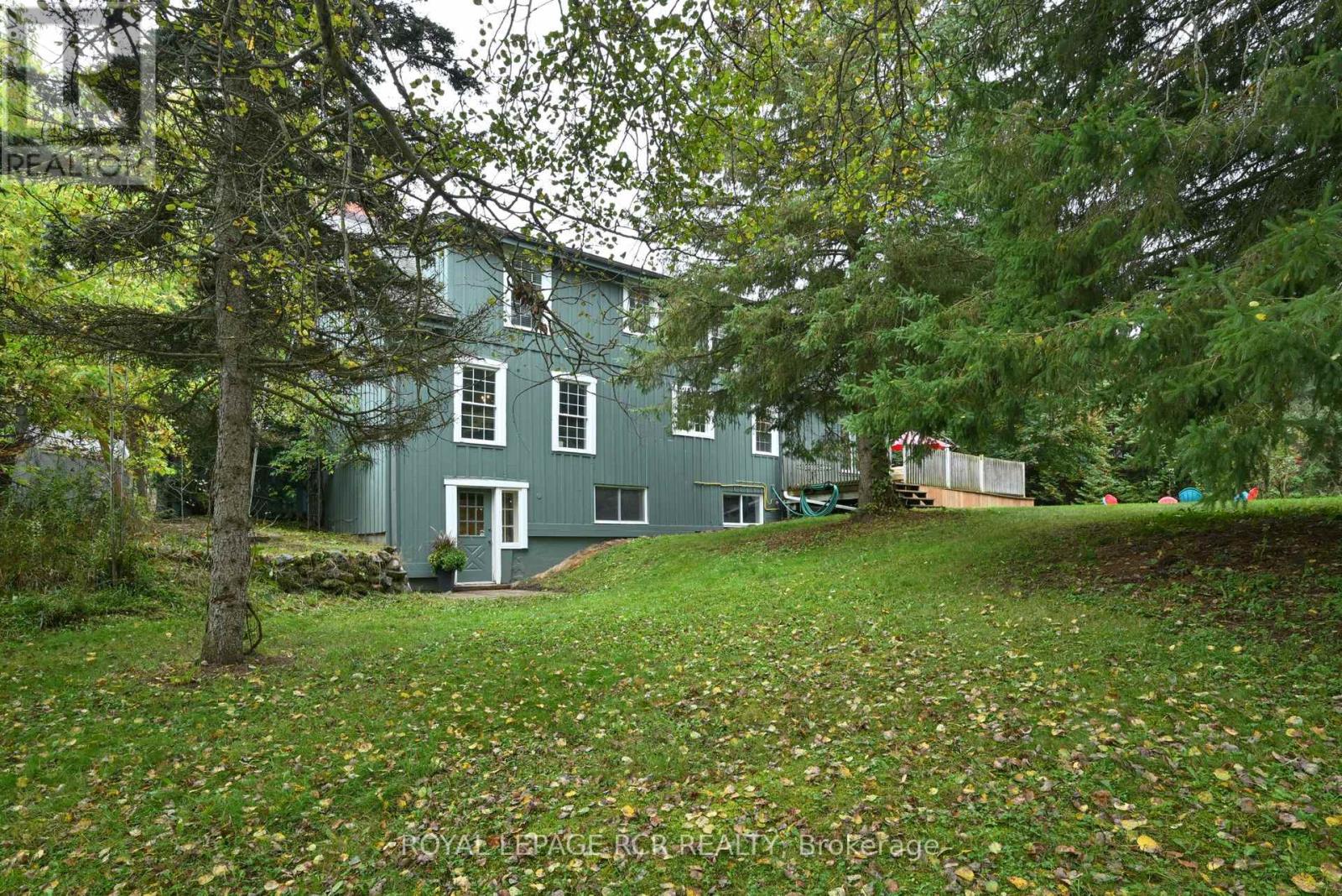 1762 Queen Street, Caledon, Ontario  L7K 2N6 - Photo 38 - W12429238