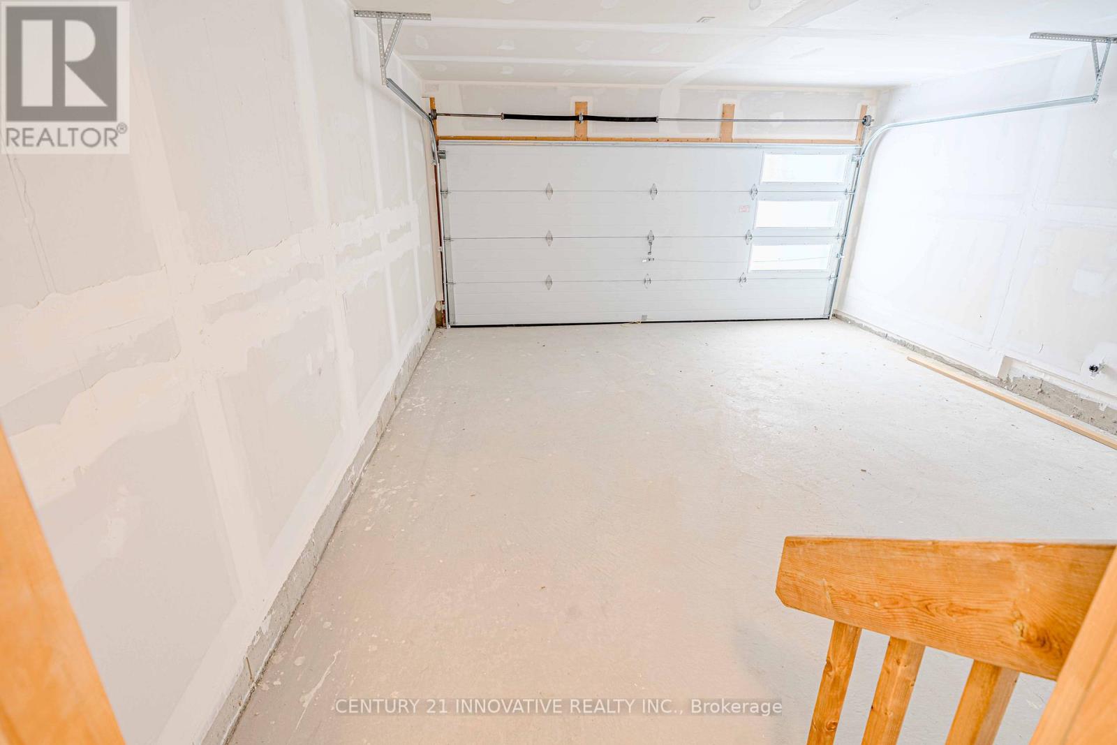 Basement - 137 Terry Fox Drive, Barrie, Ontario  L9J 0L9 - Photo 20 - S12748836