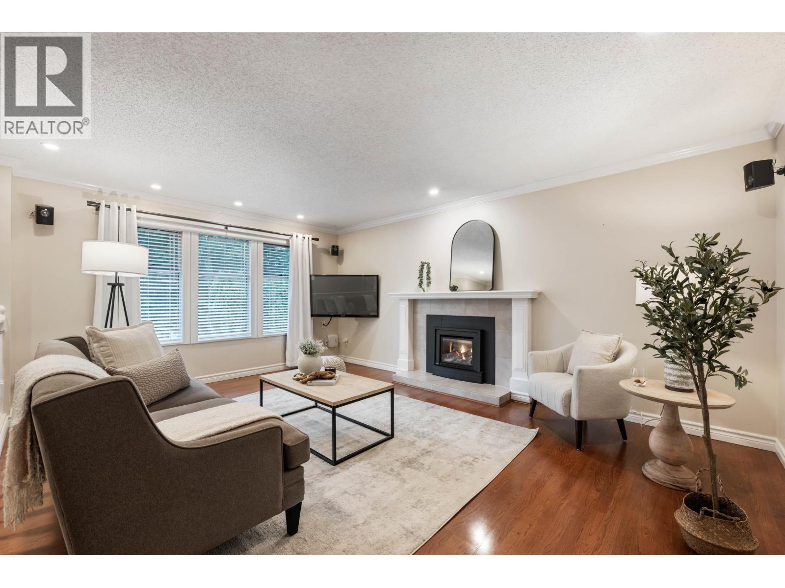 24813 122 AVENUE, Maple Ridge, British Columbia