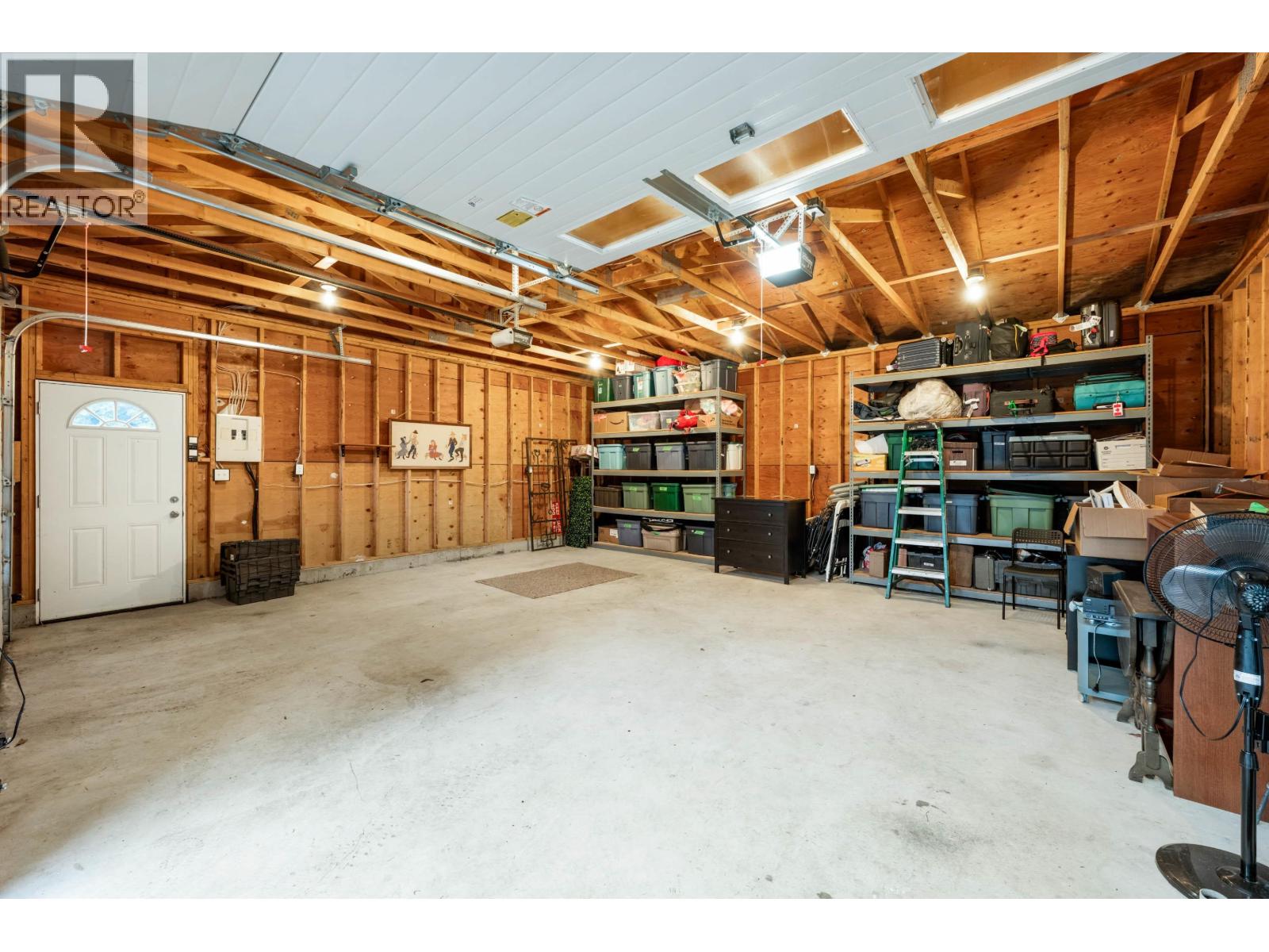 24813 122 Avenue, Maple Ridge, British Columbia  V4R 1Z8 - Photo 34 - R3085317