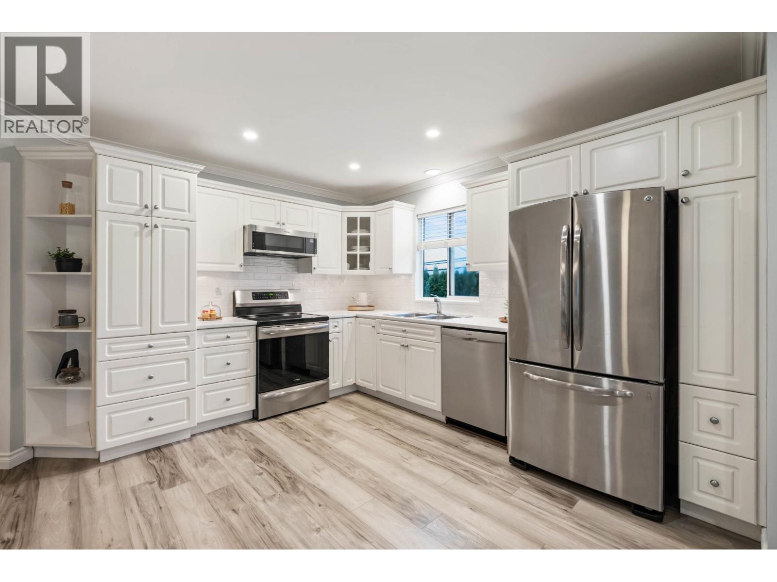 24813 122 Avenue, Maple Ridge, British Columbia  V4R 1Z8 - Photo 5 - R3085317