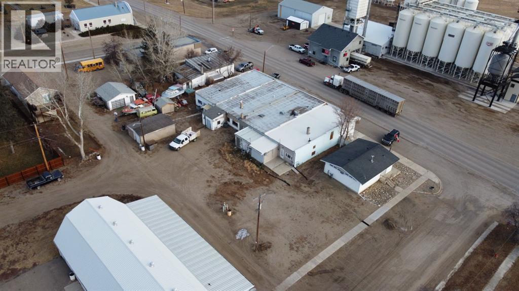 14 Railway Avenue S, Lomond, Alberta  T0L 1G0 - Photo 2 - A2282865