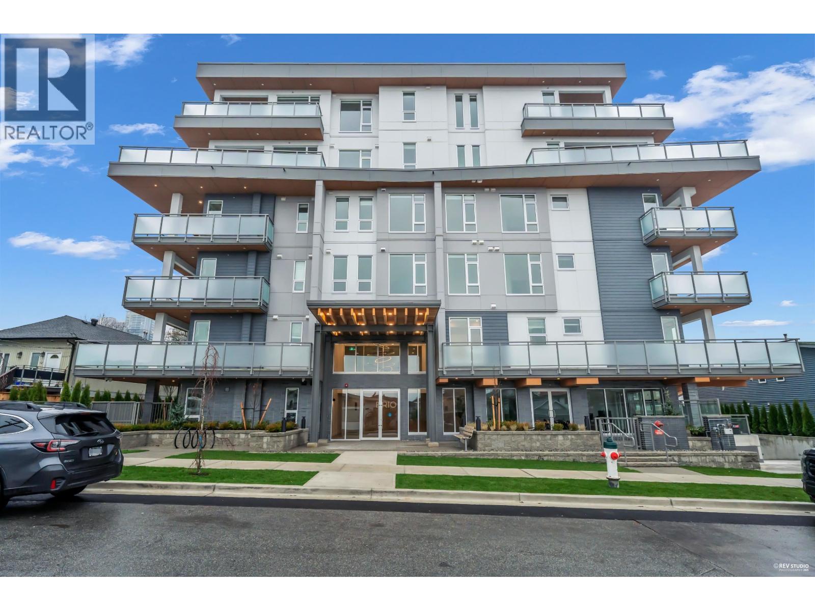 608 6479 Selma Avenue, Vancouver, British Columbia  V5H 3R4 - Photo 3 - R3085313