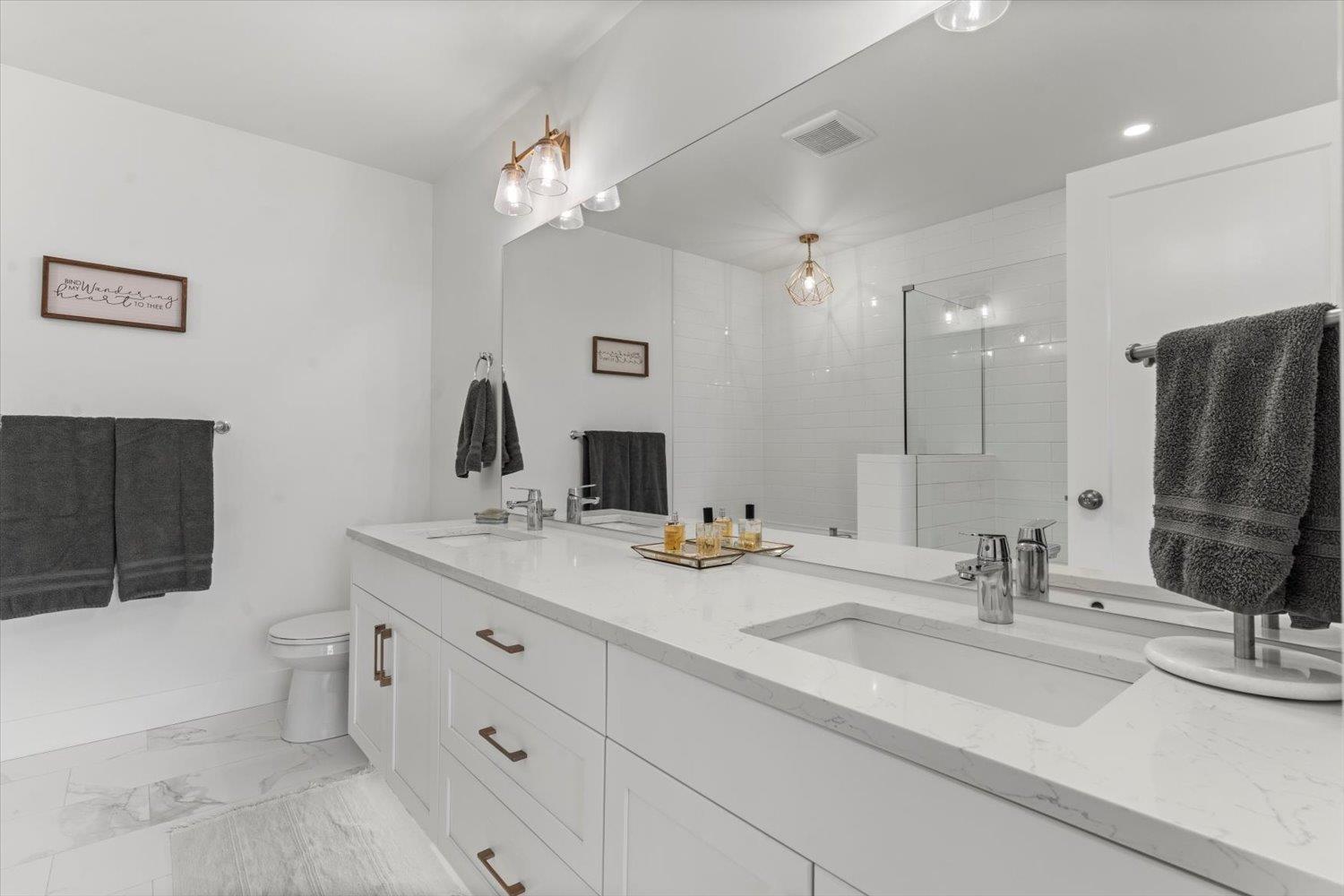 45422 Willowstream Road, Lower Landing, Chilliwack, British Columbia  V2R 6G7 - Photo 16 - R3071506