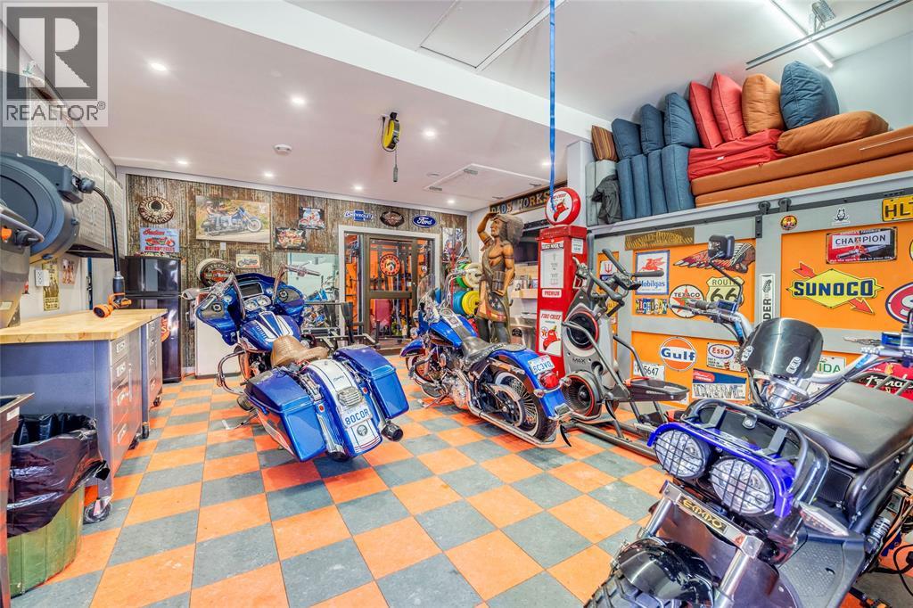 747 Broadway Street, Plympton-Wyoming, Ontario  N0N 1T0 - Photo 25 - 26002353