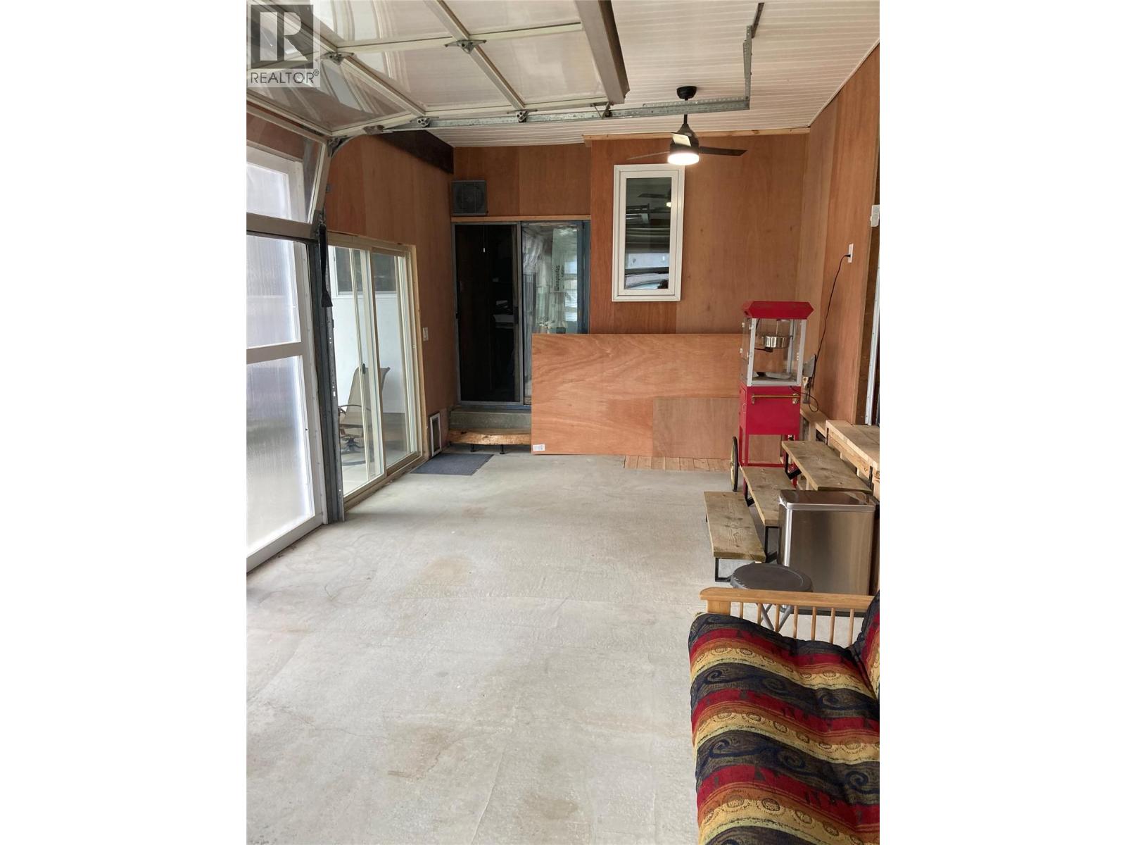 324 Hartland Avenue, Midway, British Columbia  V0H 1M0 - Photo 29 - 10374571