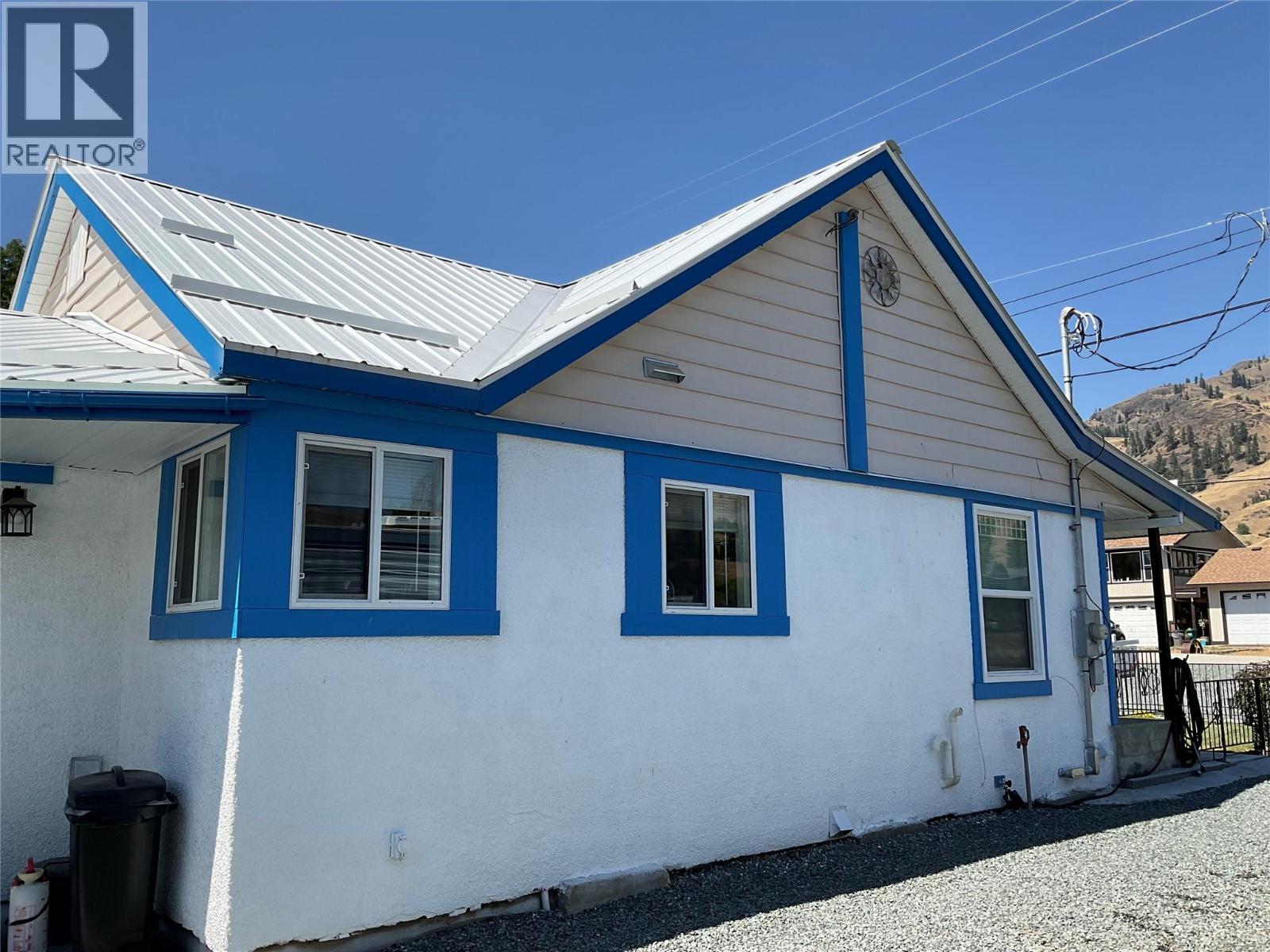 324 Hartland Avenue, Midway, British Columbia  V0H 1M0 - Photo 11 - 10374571