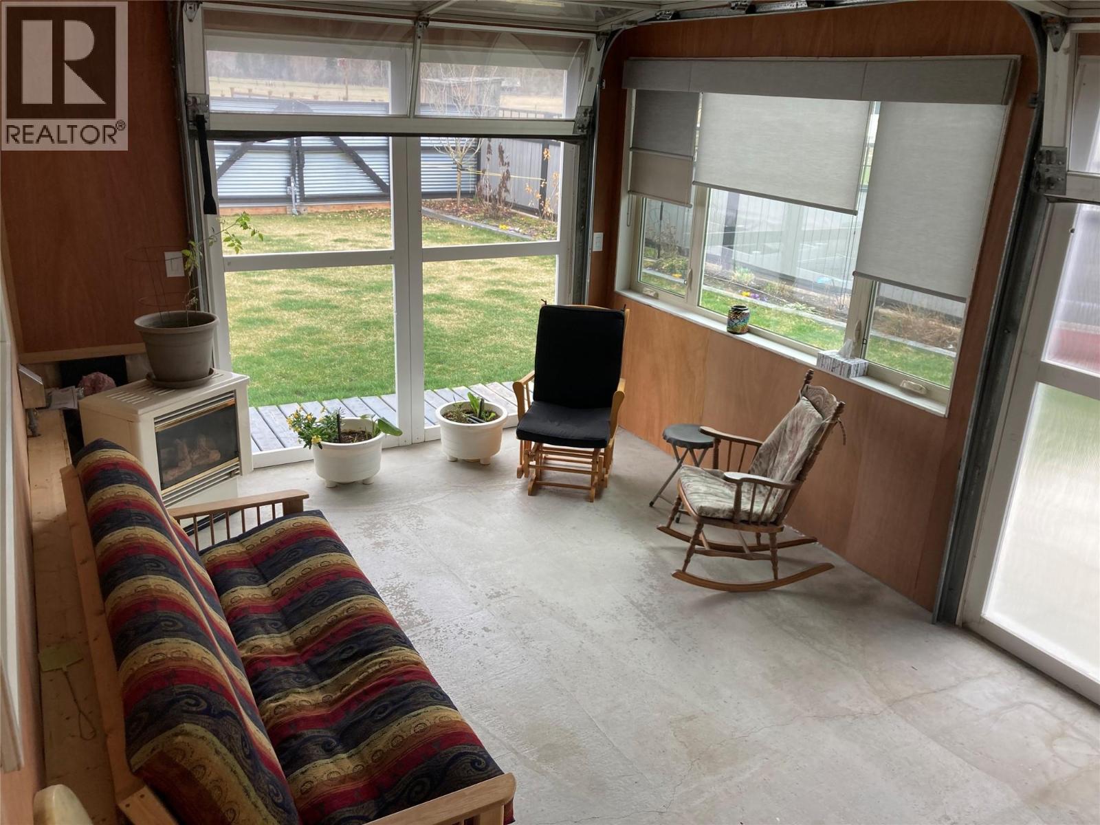 324 Hartland Avenue, Midway, British Columbia  V0H 1M0 - Photo 28 - 10374571