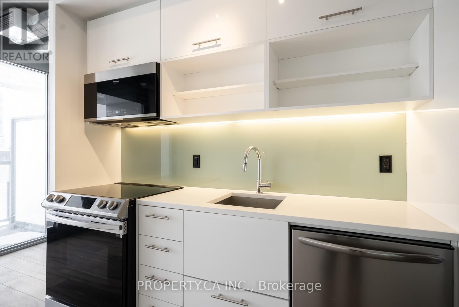 622 - 32 Trolley Crescent, Toronto, Ontario  M5A 0E8 - Photo 9 - C12749556