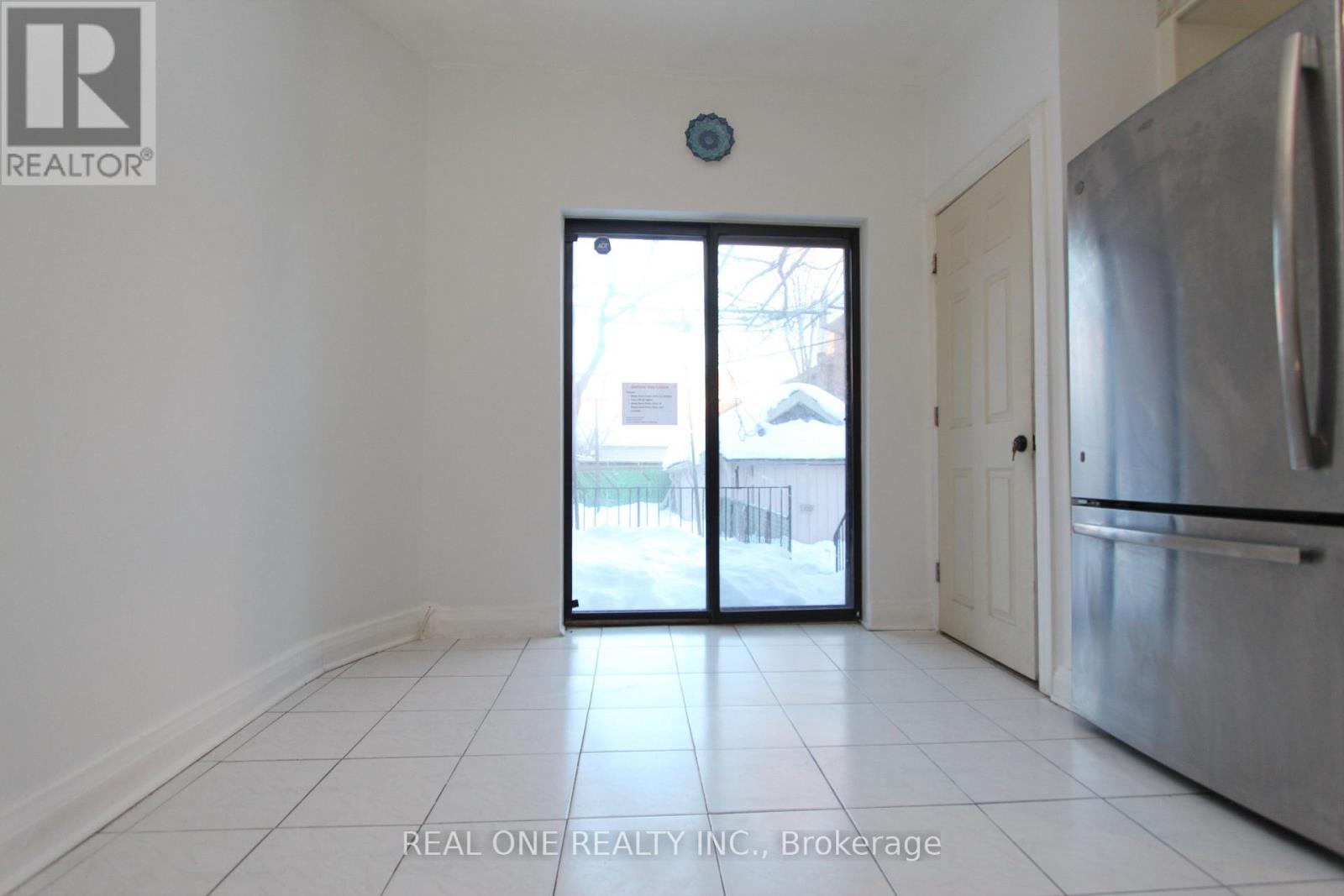 1943 Dufferin Street, Toronto, Ontario  M6E 3P8 - Photo 11 - C12749566