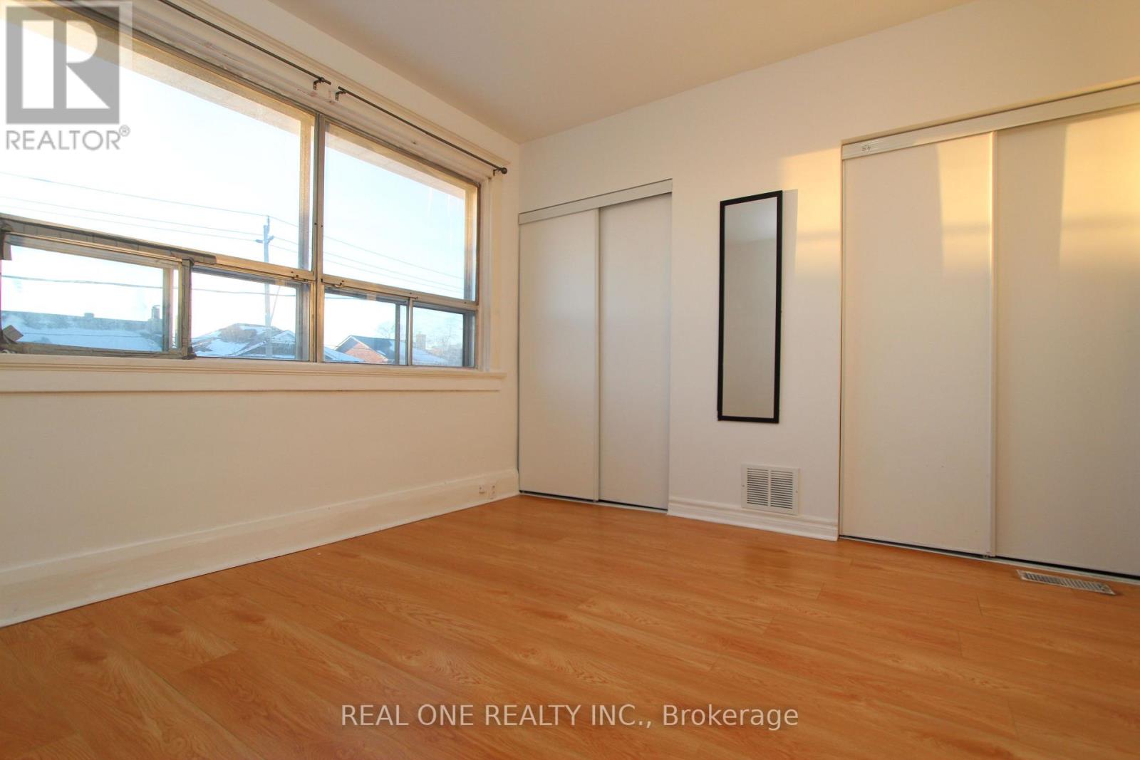 1943 Dufferin Street, Toronto, Ontario  M6E 3P8 - Photo 23 - C12749566