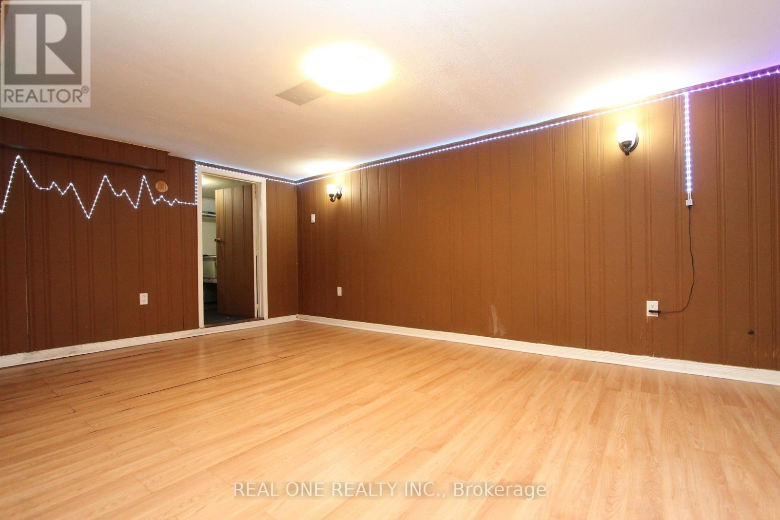 1943 Dufferin Street, Toronto, Ontario  M6E 3P8 - Photo 30 - C12749566