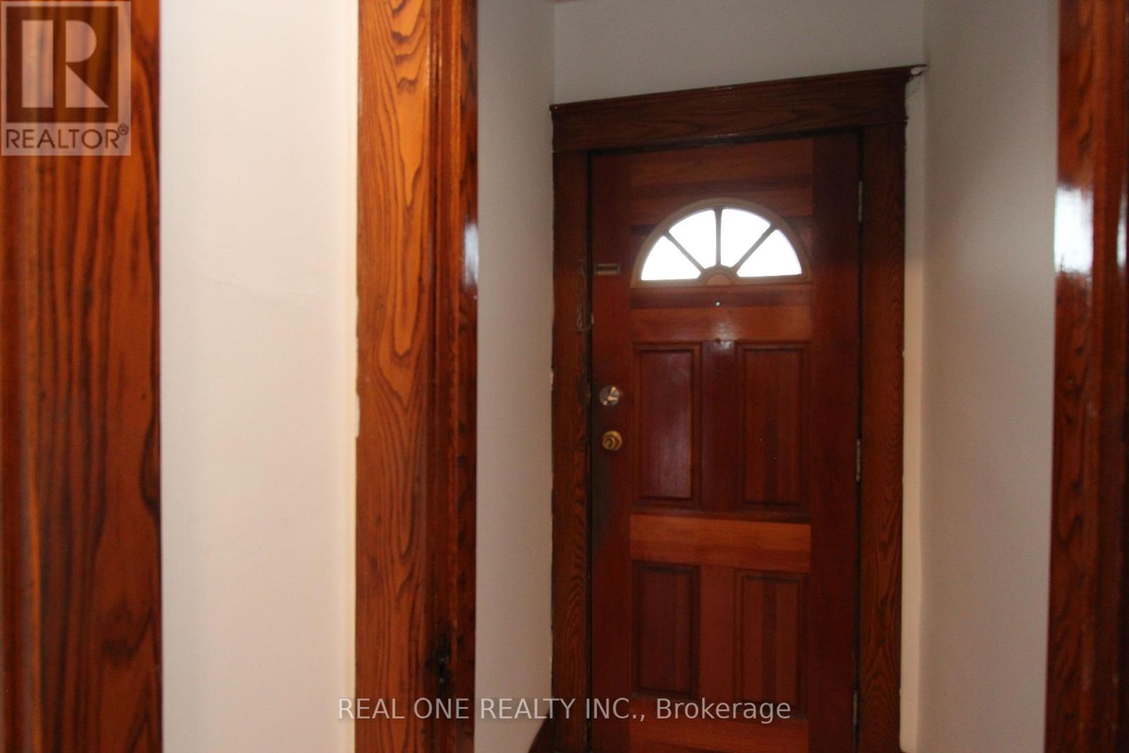 1943 Dufferin Street, Toronto, Ontario  M6E 3P8 - Photo 36 - C12749566